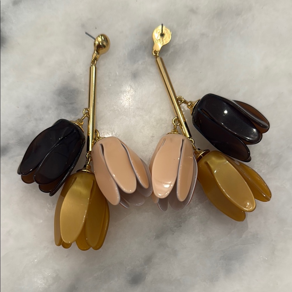 Elegant Floral Drop Earrings